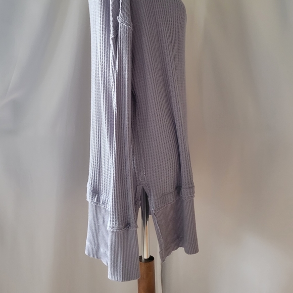 Free People lilac-grey distressed tunic thumb slits waffle weave XS - Picture 2 of 8